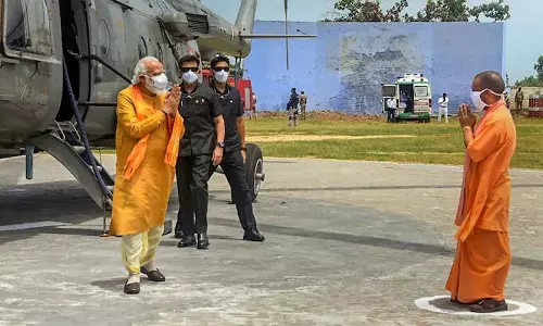 യോഗിക്കെതിരെ പടയൊരുക്കം; യുപിയിൽ മോദിയുടെ ഇഷ്ടക്കാരൻ എകെ ശർമ്മയ്ക്ക് പുതിയ റോൾ