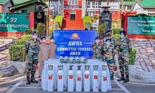 ദ.കൊറിയയിലെ പ്രവാസി സമൂഹം ഒന്നിച്ചു; ഇന്ത്യയിലേക്ക് ഓക്‌സിജൻ സിലിണ്ടറുകൾ അയച്ചുതുടങ്ങി