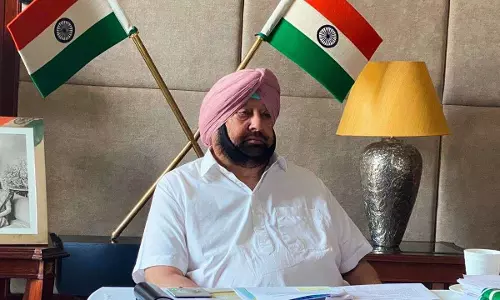 അമരീന്ദര്‍ സിങ് അമിത് ഷായുമായി കൂടിക്കാഴ്ച നടത്തുന്നു