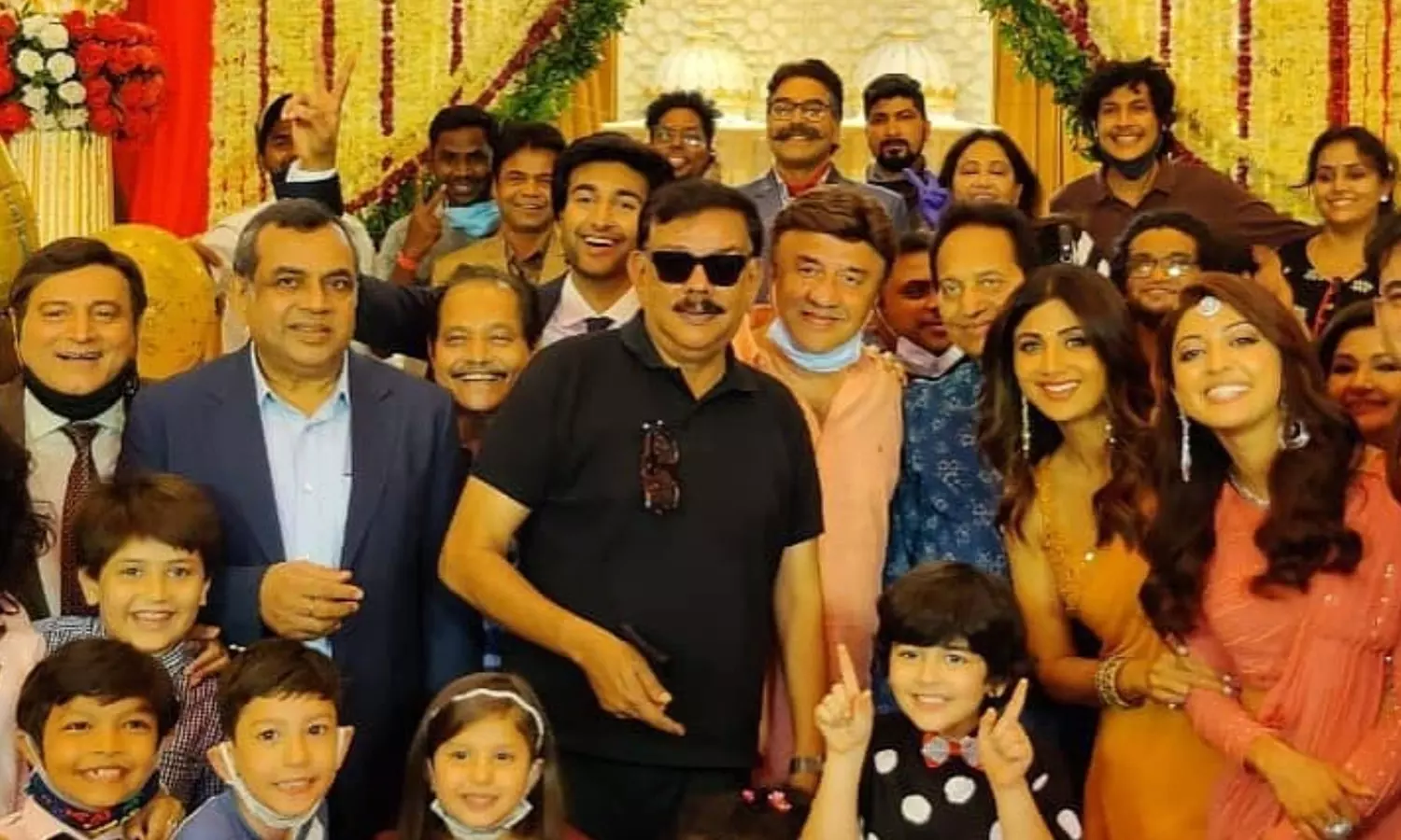 പ്രിയദർശന്റെ ഹംഗാമ 2 ഒടിടി റിലീസിന്; ഹോട്സ്റ്റാറിന് വിറ്റത് 30 കോടിക്ക് പ്രിയദർശന്റെ ഹംഗാമ 2 ഒടിടി റിലീസിന്; ഹോട്സ്റ്റാറിന് വിറ്റത് 30 കോടിക്ക്