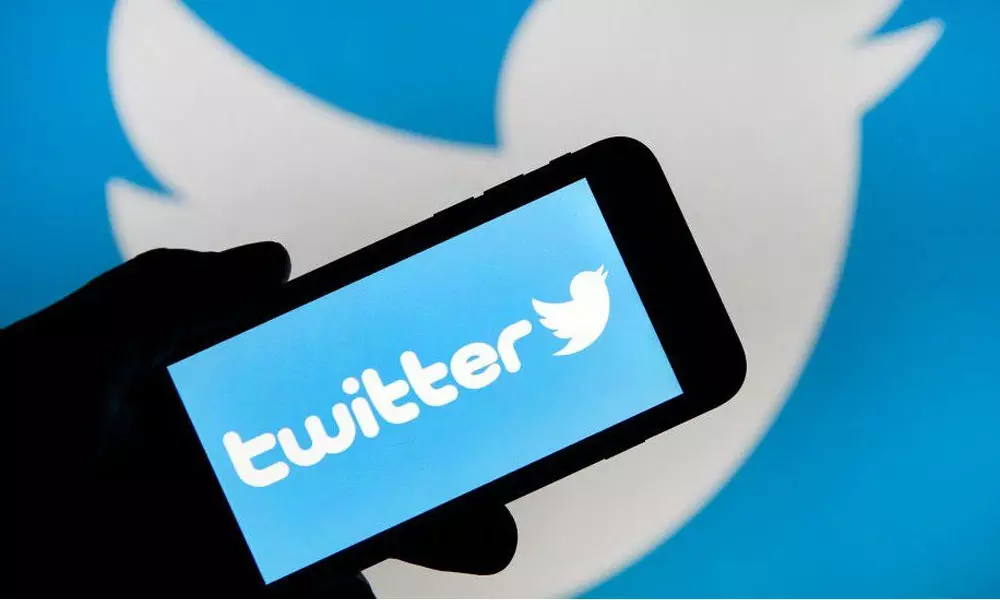 എന്തുകൊണ്ടാണ് പ്രമുഖര്ക്ക് ട്വിറ്റര് വെരിഫിക്കേഷന് നഷ്ടമാകുന്നത് ? എന്തുകൊണ്ടാണ് പ്രമുഖര്ക്ക് ട്വിറ്റര് വെരിഫിക്കേഷന് നഷ്ടമാകുന്നത് ?