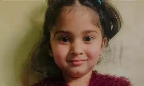 വീട്ടുമുറ്റത്ത് കളിച്ചുകൊണ്ടിരിക്കുകയായിരുന്ന നാലുവയസ്സുകാരിയെ പുലി കടിച്ചു കൊന്നു