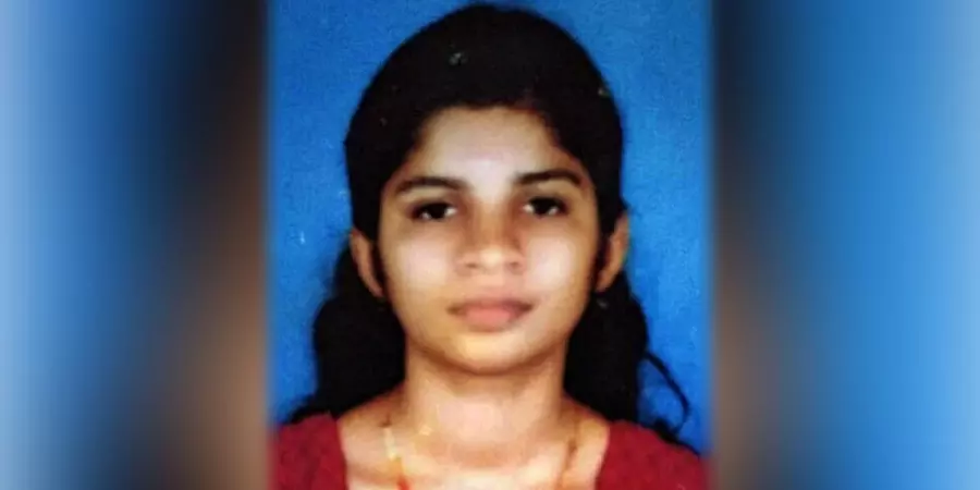 ഒരു വര്‍ഷമായിട്ടും നീതി കിട്ടിയില്ല; സിബിഐ അന്വേഷണം വേണമെന്ന് അഞ്ജുവിന്‍റെ മാതാപിതാക്കള്‍