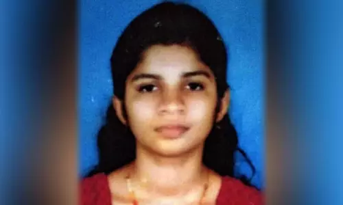 ഒരു വര്‍ഷമായിട്ടും നീതി കിട്ടിയില്ല; സിബിഐ അന്വേഷണം വേണമെന്ന് അഞ്ജുവിന്‍റെ മാതാപിതാക്കള്‍