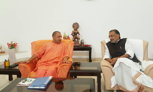 യുപി മന്ത്രിസഭാ പുനസംഘടന: ബിജെപി ദേശീയ ഉപാധ്യക്ഷൻ ഇന്ന് ഗവർണറെ കാണും