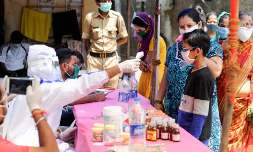 മഹാരാഷ്ട്രയില്‍ കോവിഡ് കേസുകള്‍ ഗണ്യമായി കുറയുന്നു; പ്രതിദിന മരണനിരക്കും താഴേക്ക്