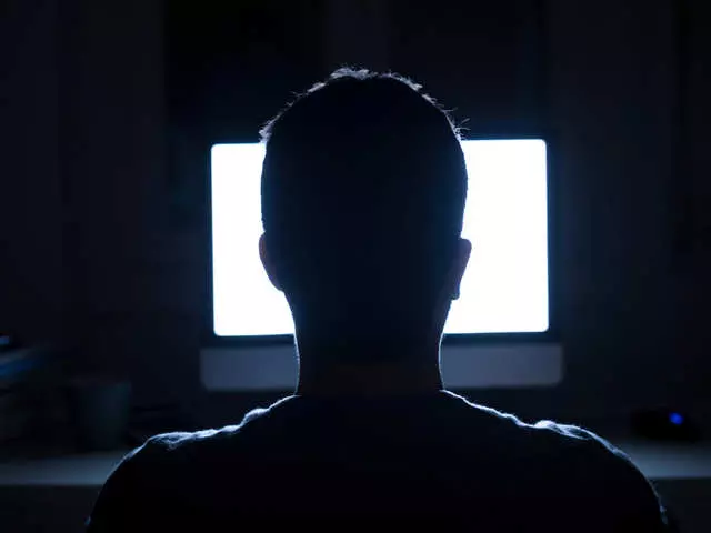 കുട്ടികളുടെ അശ്ലീല വീഡിയോകളും ചിത്രങ്ങളും പ്രചരിപ്പിച്ച 28 പേര് അറസ്റ്റില് കുട്ടികളുടെ അശ്ലീല വീഡിയോകളും ചിത്രങ്ങളും പ്രചരിപ്പിച്ച 28 പേര് അറസ്റ്റില്