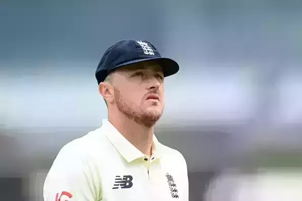 ഇംഗ്ലണ്ടിനായി അരങ്ങേറി, പിന്നാലെ സസ്‌പെൻഷനും: നാണം കെട്ട് ഒല്ലി റോബിൻസൺ