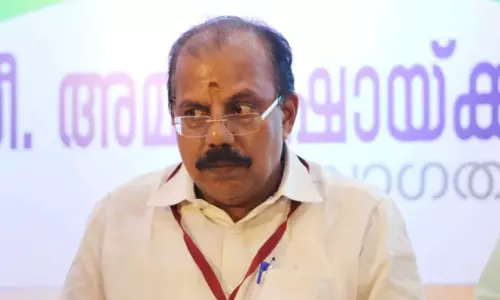 അങ്ങനെയാണ് എങ്കിൽ പിണറായി വിജയനെയും മകളെയും ഒക്കെ പിടിച്ച് ജയിലിൽ ഇടേണ്ടി വരില്ലേ?: എഎൻ രാധാകൃഷ്ണൻ