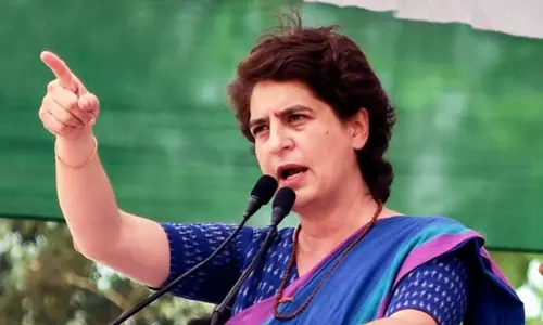 പൗരന്മാരുടെ ജീവൻ രക്ഷിക്കുന്നതിലും ശ്രദ്ധ പ്രധാനമന്ത്രിയുടെ പ്രതിച്ഛായ കാക്കാന്‍; കേന്ദ്ര സർക്കാരിനെതിരെ വിമർശനവുമായി വീണ്ടും പ്രിയങ്ക