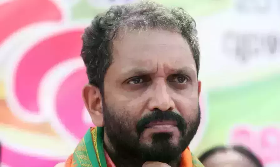 കള്ളനൊപ്പം കള്ളപ്പണത്തിനൊപ്പം ബി.ജെ.പിയുടെ സംസ്ഥാന കമ്മിറ്റി പേജില് പൊങ്കാല കള്ളനൊപ്പം കള്ളപ്പണത്തിനൊപ്പം ബി.ജെ.പിയുടെ സംസ്ഥാന കമ്മിറ്റി പേജില് പൊങ്കാല