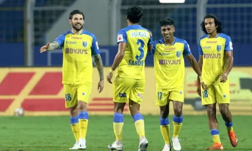 കേരള ബ്ലാസ്‌റ്റേഴ്‌സിന് ഫിഫയുടെ ട്രാൻസ്ഫർ വിലക്ക്; ആശങ്ക