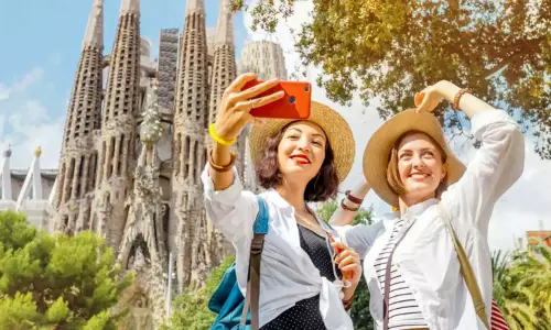 കോവിഡ് അവിടെ നിൽക്കട്ടെ, സഞ്ചാരികളേ വരൂ; സ്വാഗതം ചെയ്ത് ഈ യൂറോപ്യൻ രാജ്യം