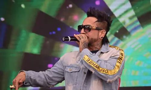 കേന്ദ്രം നിര്‍ദ്ദേശിച്ചു; കര്‍ഷക പ്രക്ഷോഭത്തെ പിന്തുണച്ച ഗായകന്‍ ജാസി ബിയുടെ അക്കൗണ്ട് ബ്ലോക്ക് ചെയ്ത് ട്വിറ്റര്‍