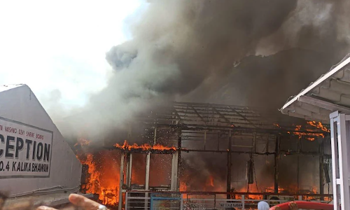 ജമ്മുവിലെ മാതാ വൈഷ്ണോദേവി ക്ഷേത്ര സമുച്ചയത്തിൽ തീപിടിത്തം