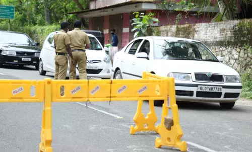 ടിപിആർ നിരക്ക് കൂടുതലുള്ള പ്രദേശങ്ങളിൽ നിയന്ത്രണം കടുപ്പിക്കും