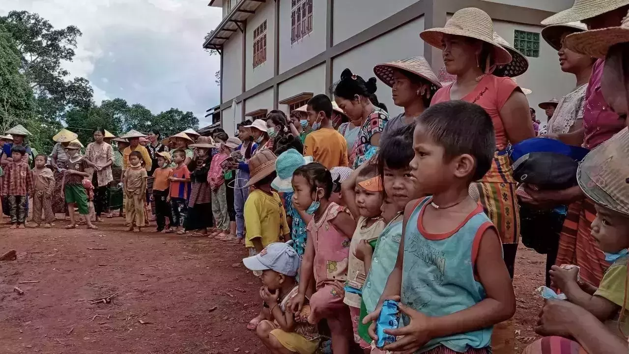 മ്യാന്മറില് കൂട്ട മരണങ്ങള് ഉണ്ടാകുമെന്ന് യു.എന് മുന്നറിയിപ്പ് മ്യാന്മറില് കൂട്ട മരണങ്ങള് ഉണ്ടാകുമെന്ന് യു.എന് മുന്നറിയിപ്പ്
