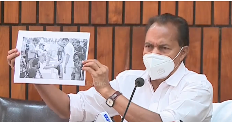 മുഖ്യമന്ത്രി മരംമുറി കേസ് പ്രതികളെ കണ്ടു: ചിത്രം പുറത്തുവിട്ട് പി.ടി തോമസ്