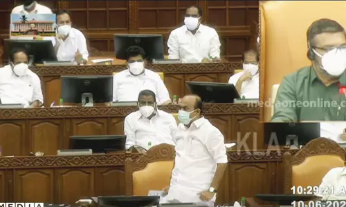 ഷംസീർ എന്ന് മുതലാണ് സ്പീക്കറായത്? നിയമസഭയിൽ തന്‍റെ പ്രസംഗം തുടർച്ചയായി തടസപെടുത്തിയ  ഷംസീറിനെതിരേ പ്രതിപക്ഷ നേതാവ്