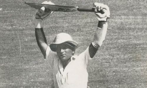 ലോകകപ്പിൽ ഇന്ത്യയുടെ ആദ്യ ഏകദിന വിജയത്തിന് ഇന്നേക്ക് 46 വർഷങ്ങൾ ലോകകപ്പിൽ ഇന്ത്യയുടെ ആദ്യ ഏകദിന വിജയത്തിന് ഇന്നേക്ക് 46 വർഷങ്ങൾ