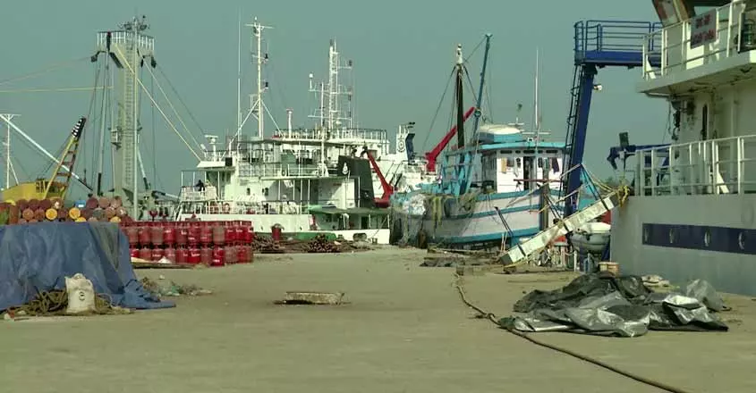 ജലപാത വഴിയുള്ള ചരക്കു നീക്കം; ഈ മാസം ആരംഭിക്കുമെന്ന് മന്ത്രി ജലപാത വഴിയുള്ള ചരക്കു നീക്കം; ഈ മാസം ആരംഭിക്കുമെന്ന് മന്ത്രി