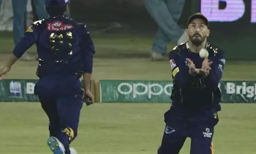 എറിക്‌സണിനു പിറകെ ഫാഫ് ഡുപ്ലെസിയും! ആശങ്കയുമായി കായികലോകം