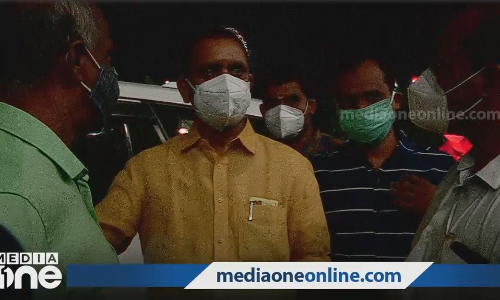 വേറെ ജോലിയൊന്നുമില്ലേ? പ്രസീത.. ഇതാണോ ചോദിക്കാനുള്ളത്? പൊട്ടിത്തെറിച്ച് സുരേന്ദ്രന്‍