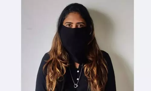 ഫാഷിസം ഇനി ലക്ഷദ്വീപ് ജനത സഹിക്കില്ല: കരിദിനം ആചരിച്ച് ഐഷ സുല്ത്താന ഫാഷിസം ഇനി ലക്ഷദ്വീപ് ജനത സഹിക്കില്ല: കരിദിനം ആചരിച്ച് ഐഷ സുല്ത്താന