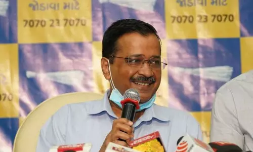 ഗുജറാത്ത് നിയമസഭ തെരഞ്ഞെടുപ്പ്; മുഴുവന് സീറ്റിലേക്കും എ.എ.പി മത്സരിക്കുമെന്ന് കെജ്രിവാള് ഗുജറാത്ത് നിയമസഭ തെരഞ്ഞെടുപ്പ്; മുഴുവന് സീറ്റിലേക്കും എ.എ.പി മത്സരിക്കുമെന്ന് കെജ്രിവാള്