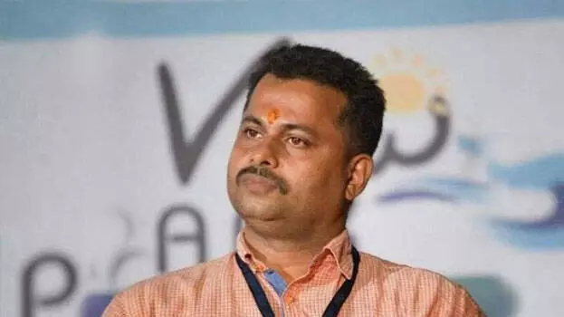 പാലത്തായി പീഡന കേസ് സിബിഐ അന്വേഷിക്കണമെന്നാവശ്യപ്പെട്ട് പ്രതി പത്മരാജൻ ഹൈക്കോടതിയിൽ