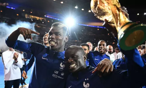 തോൽക്കാതെ 27 കളികൾ; പോഗ്ബയും കാന്റെയും ഫ്രാൻസിന്റെ ഭാഗ്യനക്ഷത്രങ്ങൾ തോൽക്കാതെ 27 കളികൾ; പോഗ്ബയും കാന്റെയും ഫ്രാൻസിന്റെ ഭാഗ്യനക്ഷത്രങ്ങൾ