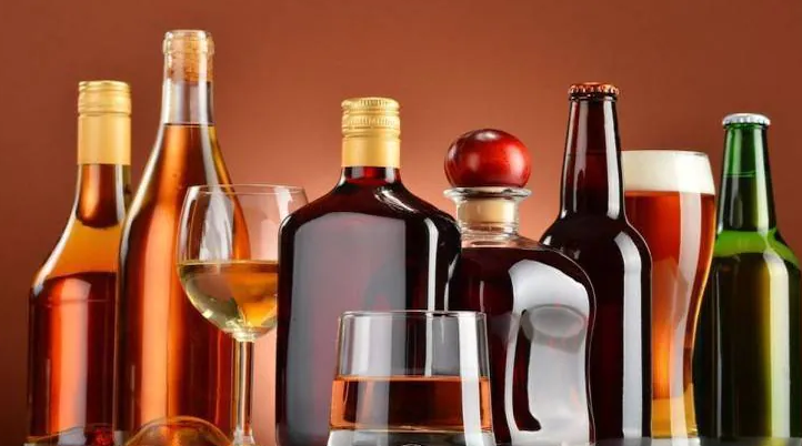 സംസ്ഥാനത്ത് മദ്യ വിതരണം നാളെ  തുടങ്ങില്ല