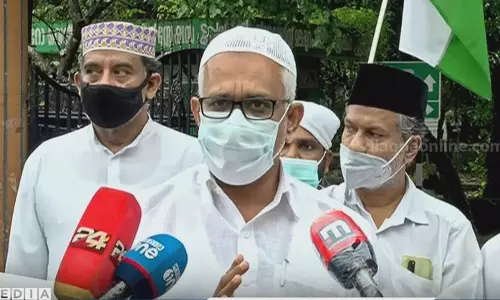 ആരാധനാലയങ്ങൾ തുറക്കാൻ അനുമതി വേണം: പ്രതിഷേധവുമായി സമസ്ത