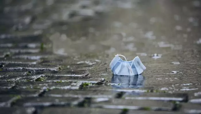 കോവിഡും മഴയും പിന്നെ പകര്ച്ച വ്യാധികളും: ഇക്കാര്യങ്ങള് ശ്രദ്ധിക്കണം കോവിഡും മഴയും പിന്നെ പകര്ച്ച വ്യാധികളും: ഇക്കാര്യങ്ങള് ശ്രദ്ധിക്കണം