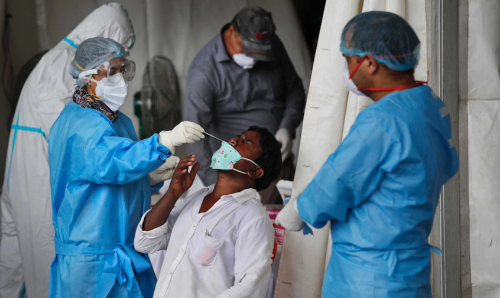 രാജ്യത്ത് കോവിഡ് കേസുകള്‍ കുറയുന്നു; ഇന്നലെ രോഗം ബാധിച്ചത് 62,480 പേര്‍ക്ക്