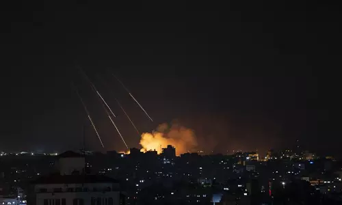 ഗസ്സയിൽ വീണ്ടും ബോംബാക്രമണവുമായി ഇസ്രായേൽ