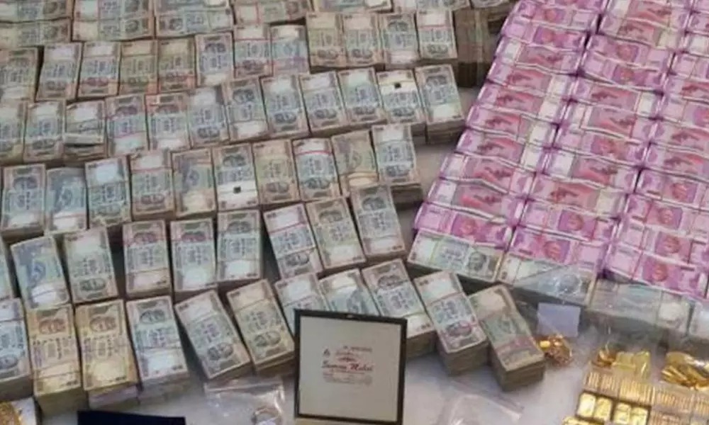 നിയമസഭാ തിരഞ്ഞെടുപ്പിൽ സി.പി.എം ഹവാല പണം ഒഴുക്കിയെന്ന് ബി.ജെ.പി നിയമസഭാ തിരഞ്ഞെടുപ്പിൽ സി.പി.എം ഹവാല പണം ഒഴുക്കിയെന്ന് ബി.ജെ.പി