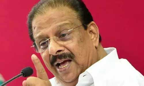 വിദേശത്തു പോകുമ്പോഴും വരുമ്പോഴും കൂടെ സ്വപ്‌ന സുരേഷ്, എന്നിട്ടും പറയുന്നു എനിക്കറിയില്ലെന്ന്; പിണറായിയെ പരിസഹസിച്ച് സുധാകരൻ