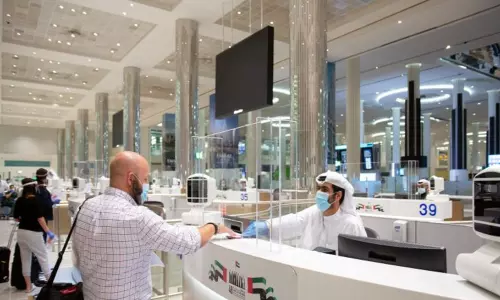 ഇന്ത്യക്കാർക്കുള്ള പ്രവേശന വിലക്ക് യു.എ.ഇ നീക്കുന്നു