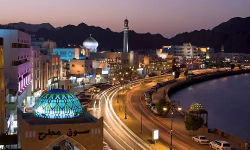 ഒമാനിൽ വീണ്ടും രാത്രിയാത്രാ വിലക്ക്