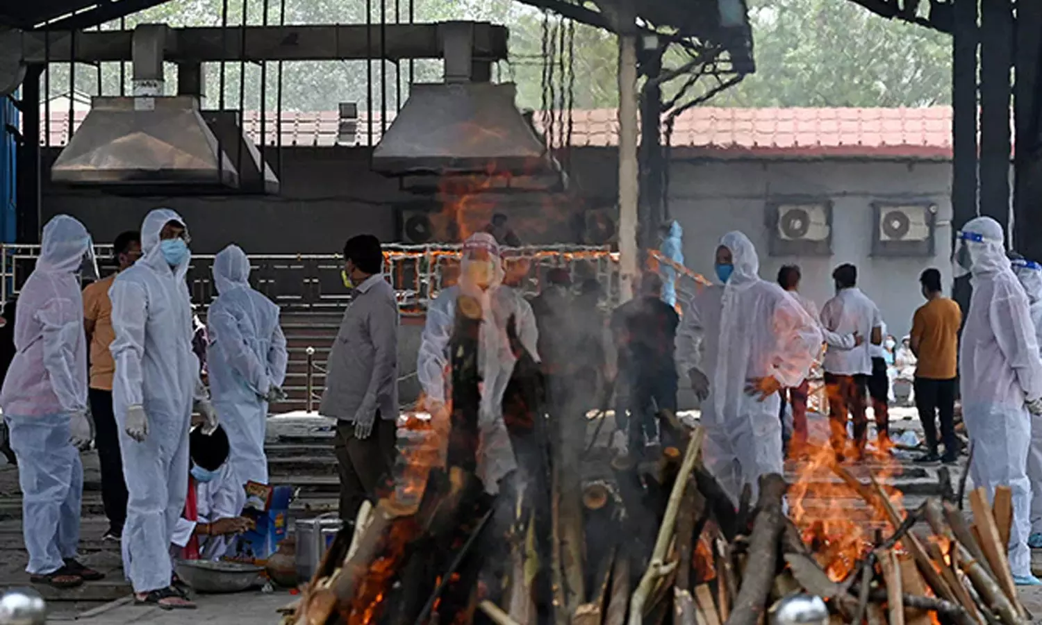 കോവിഡ് ബാധിച്ചു മരിച്ചവരുടെ കുടുംബത്തിന് നാല് ലക്ഷം രൂപ നഷ്ടപരിഹാരം നല്‍കാനാവില്ലെന്ന് കേന്ദ്രസര്‍ക്കാര്‍