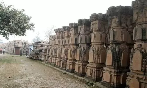 അയോധ്യയിൽ രാമക്ഷേത്രം നിർമ്മിക്കുന്ന പ്രദേശത്ത് വ്യാപക ഭൂമി കുംഭകോണം നടക്കുന്നതായി റിപ്പോർട്ട്‌