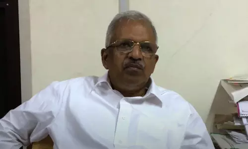 ജയരാജനുമായി ബന്ധപ്പെട്ട വ്യക്തിപൂജ വിവാദം സിപിഎം അവസാനിപ്പിക്കുന്നു ജയരാജനുമായി ബന്ധപ്പെട്ട വ്യക്തിപൂജ വിവാദം സിപിഎം അവസാനിപ്പിക്കുന്നു