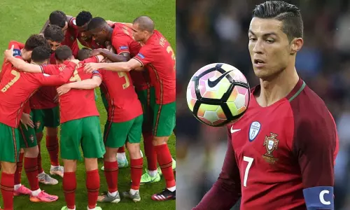 ഞങ്ങളെ വിശ്വസിക്കൂ; തോൽവിക്ക് പിന്നാലെ ആരാധകരോട് ക്രിസ്റ്റിയാനോ ഞങ്ങളെ വിശ്വസിക്കൂ; തോൽവിക്ക് പിന്നാലെ ആരാധകരോട് ക്രിസ്റ്റിയാനോ