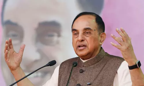 നമുക്ക് വിവേകശക്തി നഷ്ടപ്പെട്ടോ? കേന്ദ്രസര്ക്കാരിനെതിരെ സുബ്രഹ്മണ്യം സ്വാമി നമുക്ക് വിവേകശക്തി നഷ്ടപ്പെട്ടോ? കേന്ദ്രസര്ക്കാരിനെതിരെ സുബ്രഹ്മണ്യം സ്വാമി