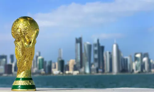 2022 ലോകകപ്പ് ഫുട്ബോള്‍;  കാണികള്‍ക്കായി ഒരു മില്യണ്‍ കോവിഡ് വാക്സിന്‍ തയ്യാറാക്കുമെന്ന് ഖത്തര്‍