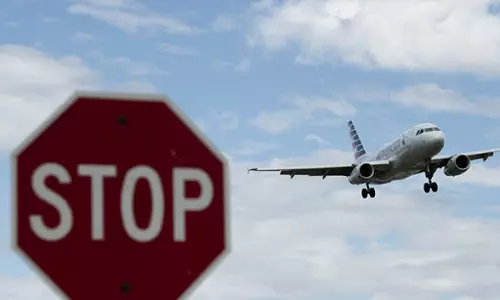 യു.എ.ഇയിലേക്കുള്ള യാത്രയില്‍ അനിശ്ചിതത്വം: എയർലൈനുകൾ ബുക്കിങ് നിർത്തി വെച്ചു