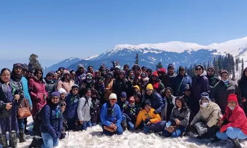എന്തിന് സ്ത്രീകള് മാത്രമായി യാത്രകള് ചെയ്യണം; ആമി പറയും കാരണം എന്തിന് സ്ത്രീകള് മാത്രമായി യാത്രകള് ചെയ്യണം; ആമി പറയും കാരണം