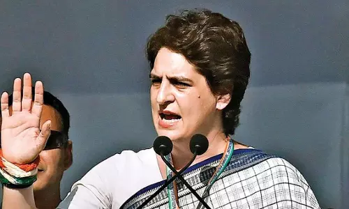 നയിക്കാൻ പ്രിയങ്കയുണ്ടാകും യു.പിയിൽ കോൺഗ്രസ് തിരിച്ചുവരുമെന്ന് സൽമാൻ ഖുർഷിദ് നയിക്കാൻ പ്രിയങ്കയുണ്ടാകും യു.പിയിൽ കോൺഗ്രസ് തിരിച്ചുവരുമെന്ന് സൽമാൻ ഖുർഷിദ്