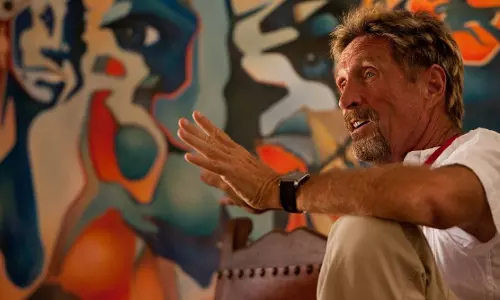 മെകഫി ആന്റിവൈറസ് സ്ഥാപകന്‍ ജോണ്‍ മെകഫി ജയിലില്‍ മരിച്ച നിലയില്‍